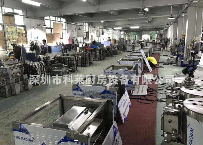 不(bù)鏽(銹)鋼廚具(jù)受酒店廚師(師)青(qīng)睞